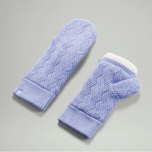 Lululemon Chevron Knit Mitten in Lavender Dusk OSFA